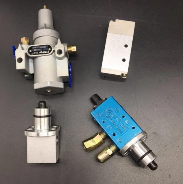 气控阀.jpg 气控阀.jpg